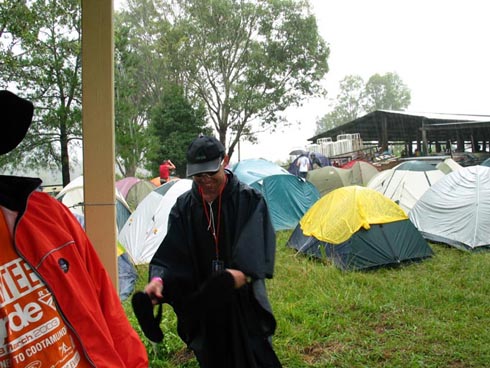 br2004/images/day3camping.jpg
